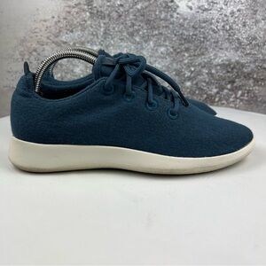 533 Allbirds women’s woolrunner Blue Wool Sneakers with White Sole size 10